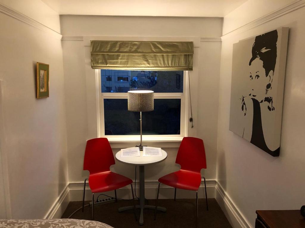 Portland International Guesthouse Екстериор снимка